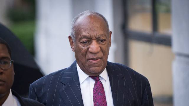 El cómico Bill Cosby, este lunes a su llegada a un juzgado de Pensilvania.