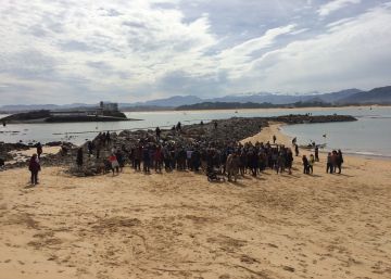 Los santanderinos paran las obras que parten en dos La Magdalena