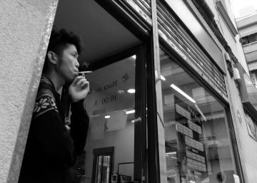 El humo de tercera mano del tabaco también es un riesgo para la salud