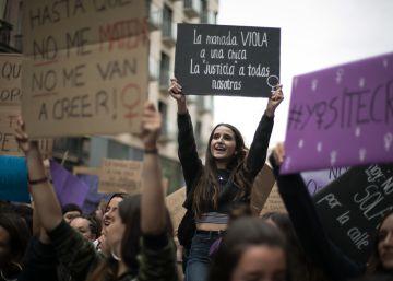 Identificado el hombre que difundió la foto y los datos personales de la víctima de La Manada