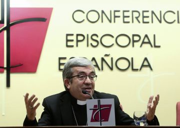 Luis Argüello, elegido portavoz y secretario general de la Conferencia Episcopal