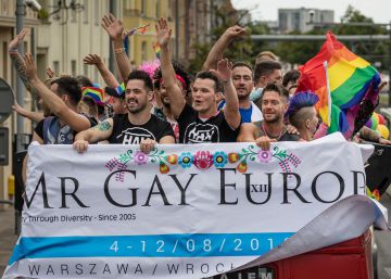 La UE planta cara a Polonia y Hungría por los derechos LGTBI