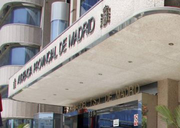 El Gobierno indulta parcialmente a una mujer maltratada que asesinó a su expareja