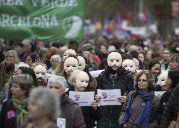 Igualdad cambiará los contratos del teléfono 016 y del servicio de pulseras a maltratadores