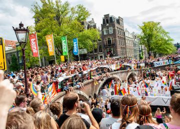 Los calvinistas ortodoxos holandeses niegan sus derechos a gais y transexuales