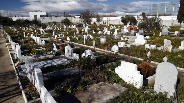 Tumbas musulmanas en el cementerio de Griñón.