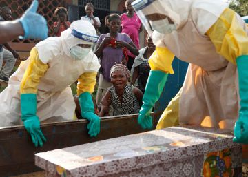 El ébola amenaza con saltar las fronteras del Congo