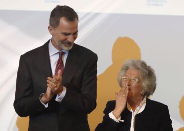 María Ángeles Durán, primera mujer que recibe el Premio Nacional de Sociología