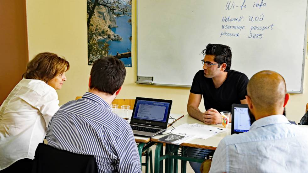 Un pasaporte para refugiados con formación