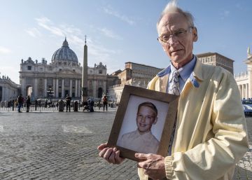 “El Papa nota la presión de las víctimas y de la ley”