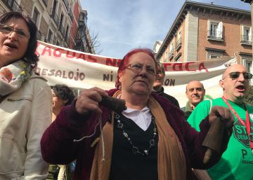Un millar de personas apoya a los jóvenes condenados a cárcel por reconstruir un pueblo abandonado