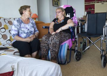 El dinero para los dependientes, a la espera de los ‘viernes sociales’ de Sánchez