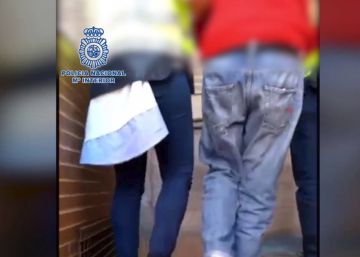 Detenido un británico por 40 años de abusos sexuales en su familia