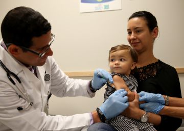 Un condado de Nueva York prohíbe a niños sin vacunar de sarampión ir a lugares públicos