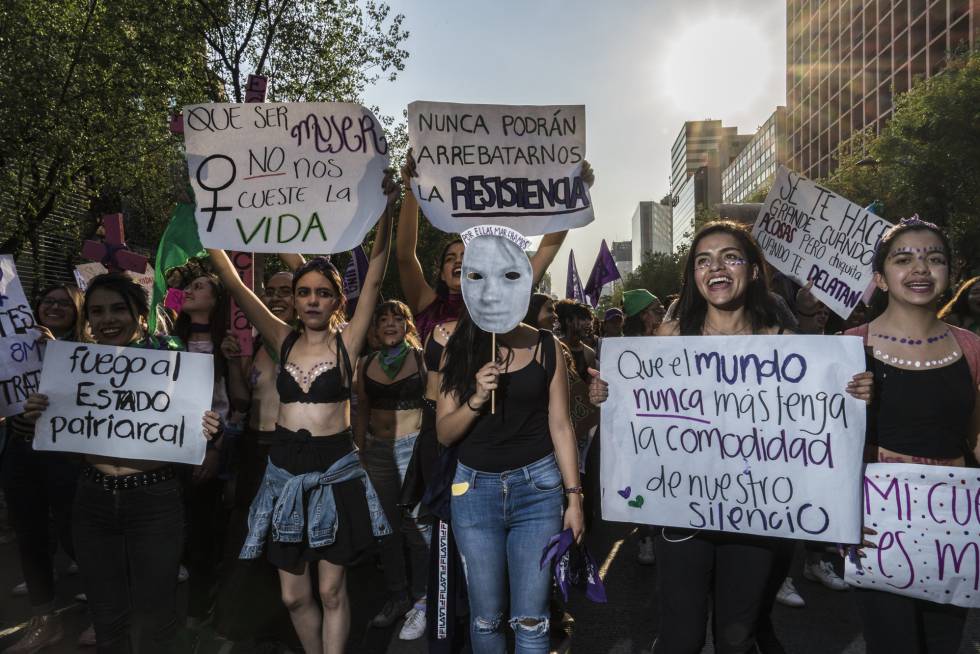 Las mujeres mexicanas rompen el silencio con una sola voz Las mujeres mexicanas rompen el silencio con una sola voz