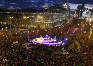 El movimiento feminista exige a los partidos su propio programa electoral