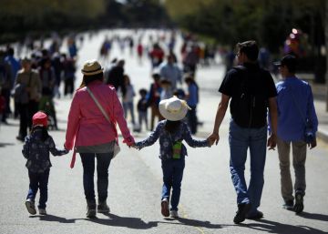 La Generalitat impugna el nuevo reglamento de adopción internacional