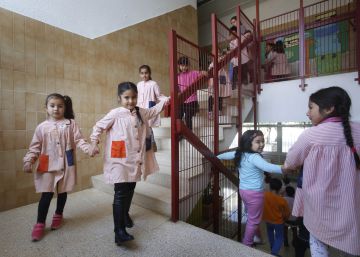 Com atreure les famílies a les escoles on ningú vol anar