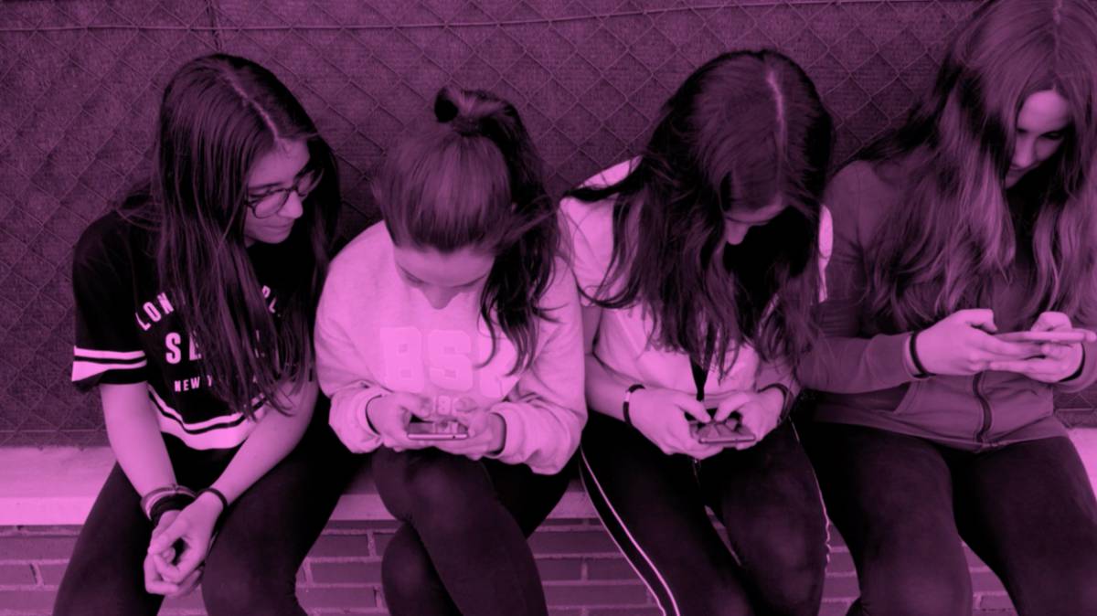 La última de la clase en tener móvil