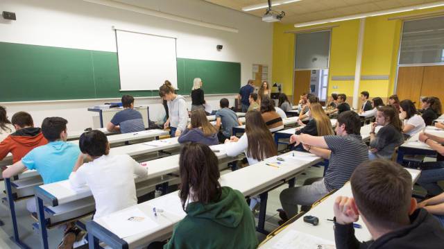 La dificultad del examen de Matemáticas de Selectividad origina una queja masiva en Valencia