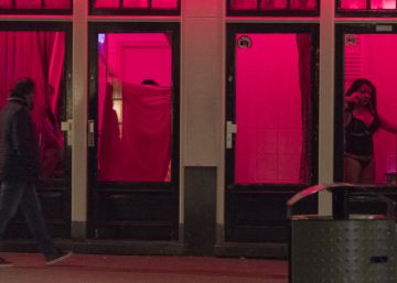 Amsterdã quer pôr fim ao espetáculo da prostituição