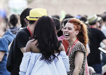Las jóvenes españolas son más feministas, ellos cada vez más controladores