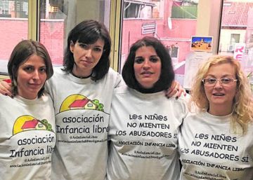 La policía presenta ante la Fiscalía un informe en el que acusa a Infancia Libre de “organización criminal”