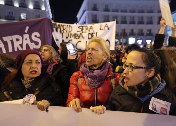 La Comunidad de Madrid recorta la financiación hasta un 75% a dos federaciones de mujeres contra la violencia machista