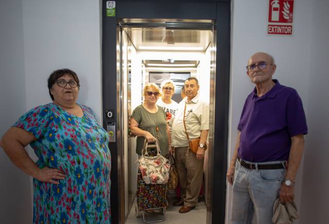 Subir la compra en un ascensor después de 40 años
