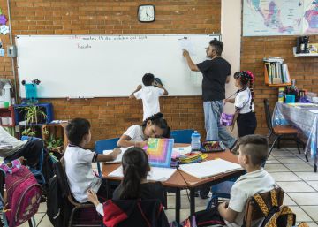 Los maestros de México recobran la paz laboral pero su mala fama persiste