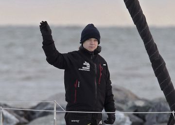 Greta Thunberg zarpa hacia España en el catamarán de una familia australiana