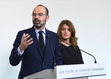 El Gobierno francés anuncia medidas contra los crímenes machistas que no convencen a las feministas