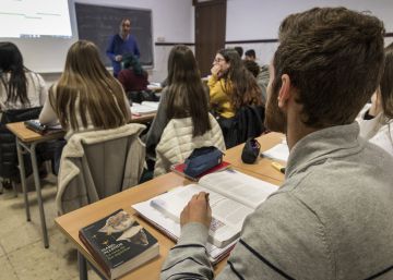 Los alumnos pobres repiten cuatro veces más que los de familias con más recursos