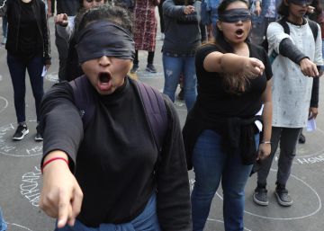 Muere una víctima de una violación en la India quemada viva cuando iba a declarar contra su agresor