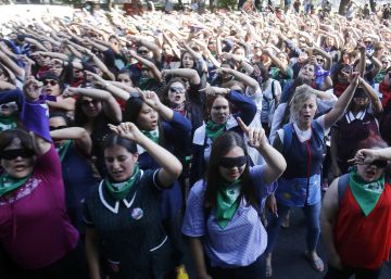 La lletra d’“El violador ets tu”, l’himne feminista que s’estén pel món