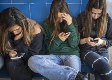 El móvil no es para el aula ni para el patio escolar