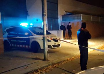 Detenido un hombre en el aeropuerto cuando intentaba huir tras matar a su pareja en Barcelona