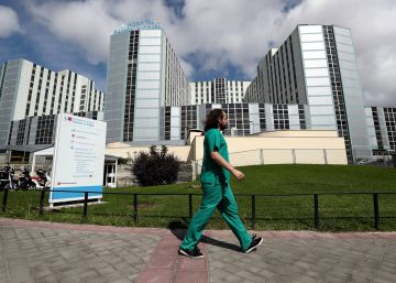 Los hospitales españoles se anticipan
a la llegada del coronavirus Los hospitales españoles se anticipan
a la llegada del coronavirus