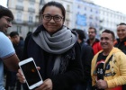 Colas en Madrid y Barcelona para el iPhone 6: “Es el día de la emoción”