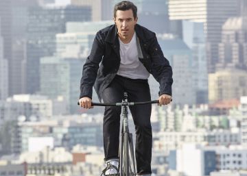 Una chaqueta inteligente para llamar y pedalear