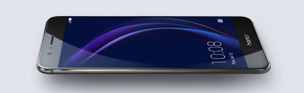 Vista del Honor 8 con cuerpo de aluminio pulido y cristal antigolpes. Vista del Honor 8 con cuerpo de aluminio pulido y cristal antigolpes.