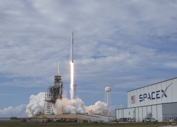 SpaceX lanza por primera vez una cápsula de carga Dragon reutilizada SpaceX lanza por primera vez una cápsula de carga Dragon reutilizada