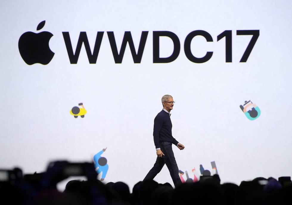 El CEO de Apple, Tim Cook, en la conferencia de desarrolladores de San José, California.