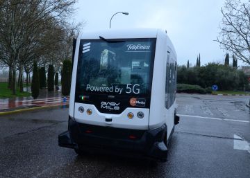 Viaje en el vehículo del futuro: sin conductor y con conexión 5G