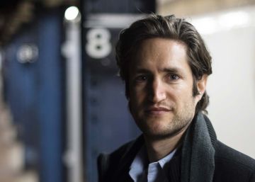 Adam Alter: “La adicción a las pantallas avanza silenciosa”