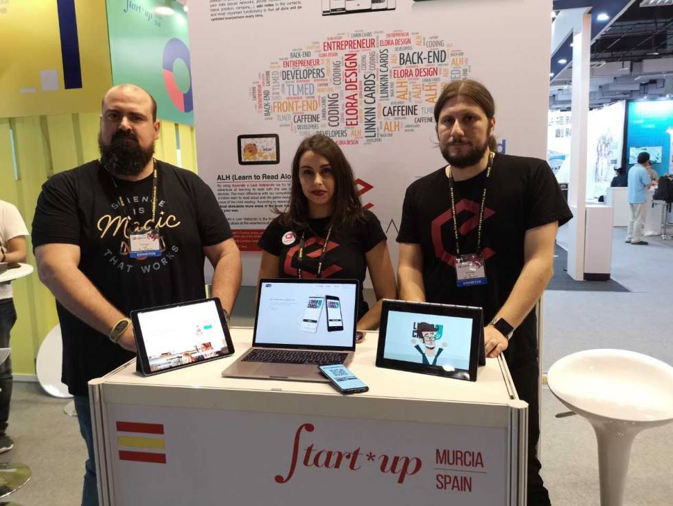 El equipo de Elora Design, una de las startups españolas presentes en Computex 2018.
