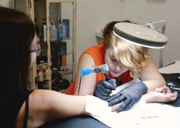 Tatuajes sonoros: un vínculo de tinta de lo más tecnológico