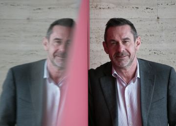 Paul Mason: “Les grans tecnològiques creuen que la societat existeix al marge d’elles”