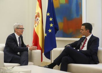 Tim Cook se reúne con Pedro Sánchez en su visita sorpresa a Madrid