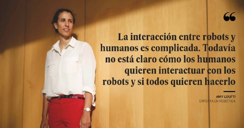 ¿Cómo debería comportarse un robot en la cola del supermercado?